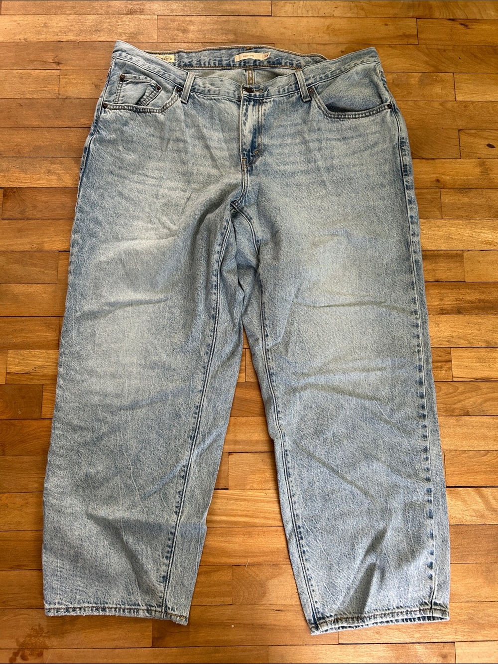 Levi Baggy Dad Jeans